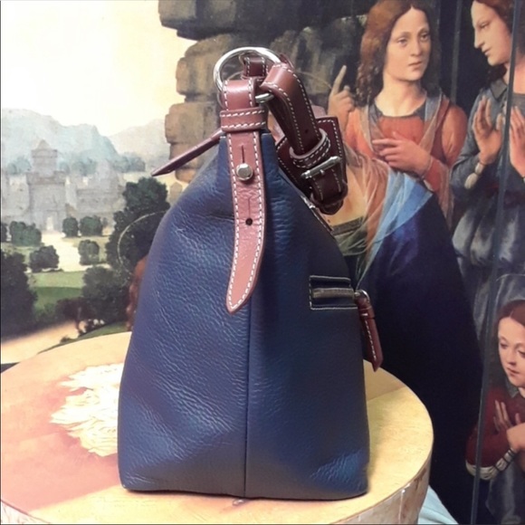 Dooney & Bourke - Picture 2 of 7